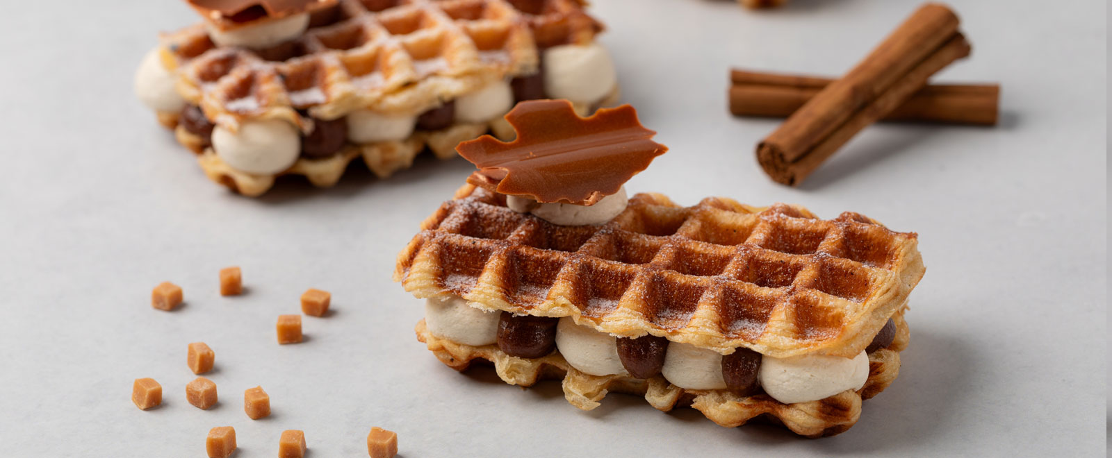 Inverno-Caramel-Cinnamon-Waffles_1600x660